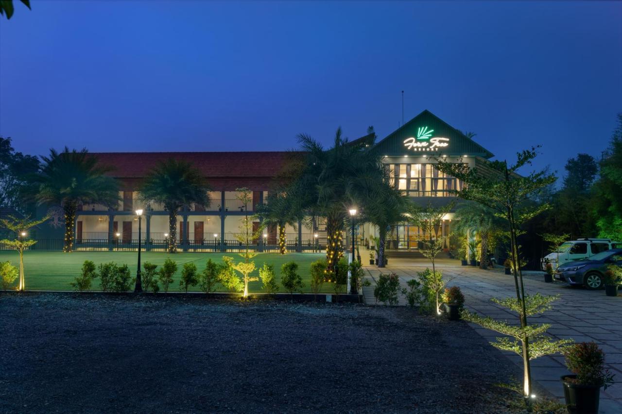 Fern Tree Resort Манантавади Экстерьер фото