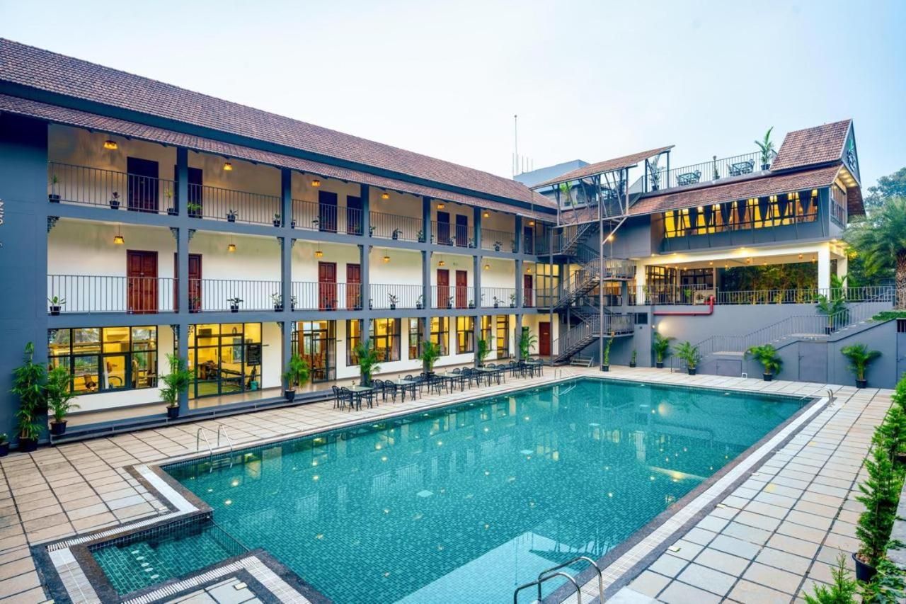 Fern Tree Resort Манантавади Экстерьер фото